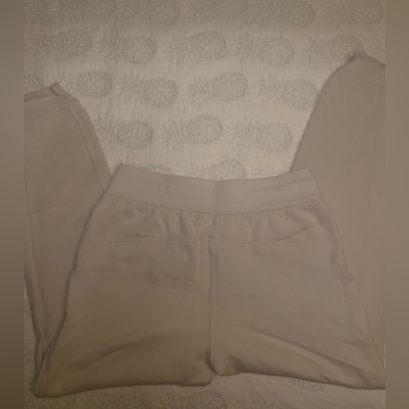 Lululemon Scuba Joggers White Opal - Picture 4 of 8